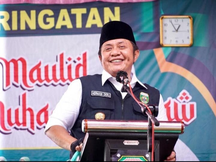 Pengajian Akbar di OKU Timur, Herman Deru Disambut Ribuan Muslimat NU