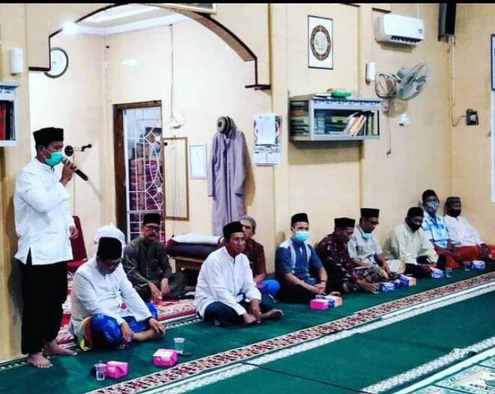 Peringati Nuzulul Quran, Lurah Gunung Ibul Safari Ramadhan ke Masjid Al-Furqon