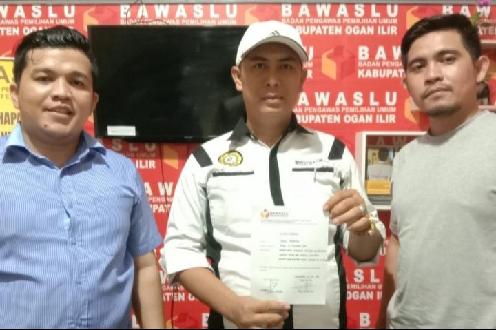 Ribuan APK yang Diduga Bergambar Ilyas-Endang Ditemukan di SDN 3 Tanjung Raja