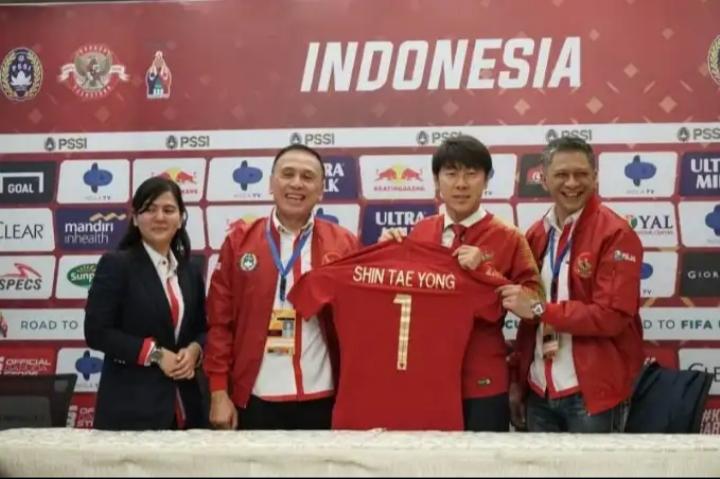 Shin Tae - Yong Resmi Jadi Pelatih Timnas Indonesia